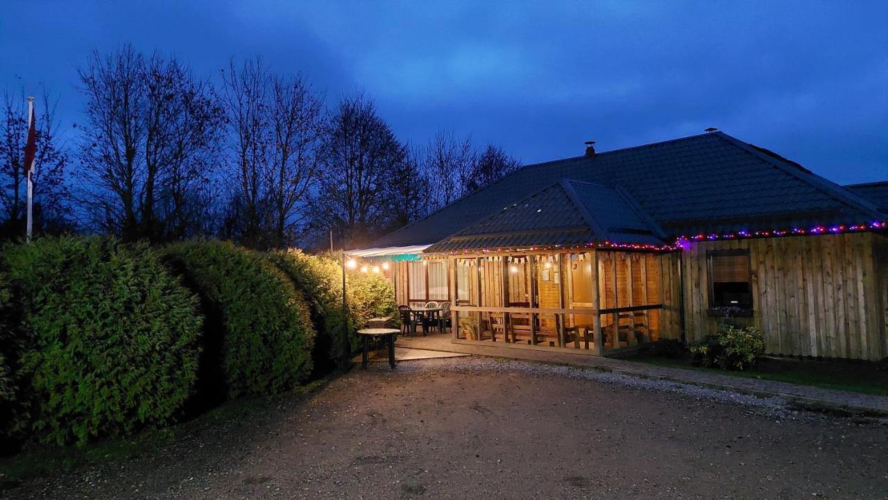 Viesumaja Kuncisi Murjanos Murjani Exterior foto