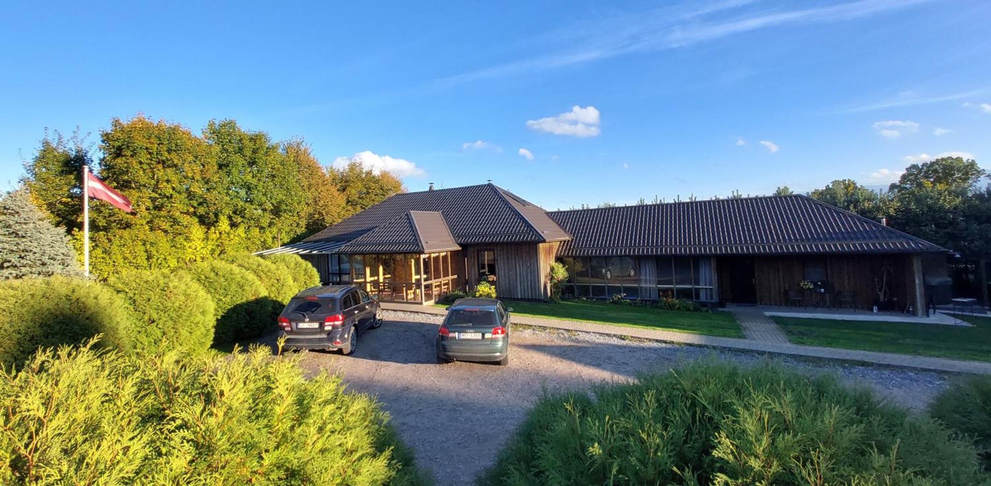 Viesumaja Kuncisi Murjanos Murjani Exterior foto