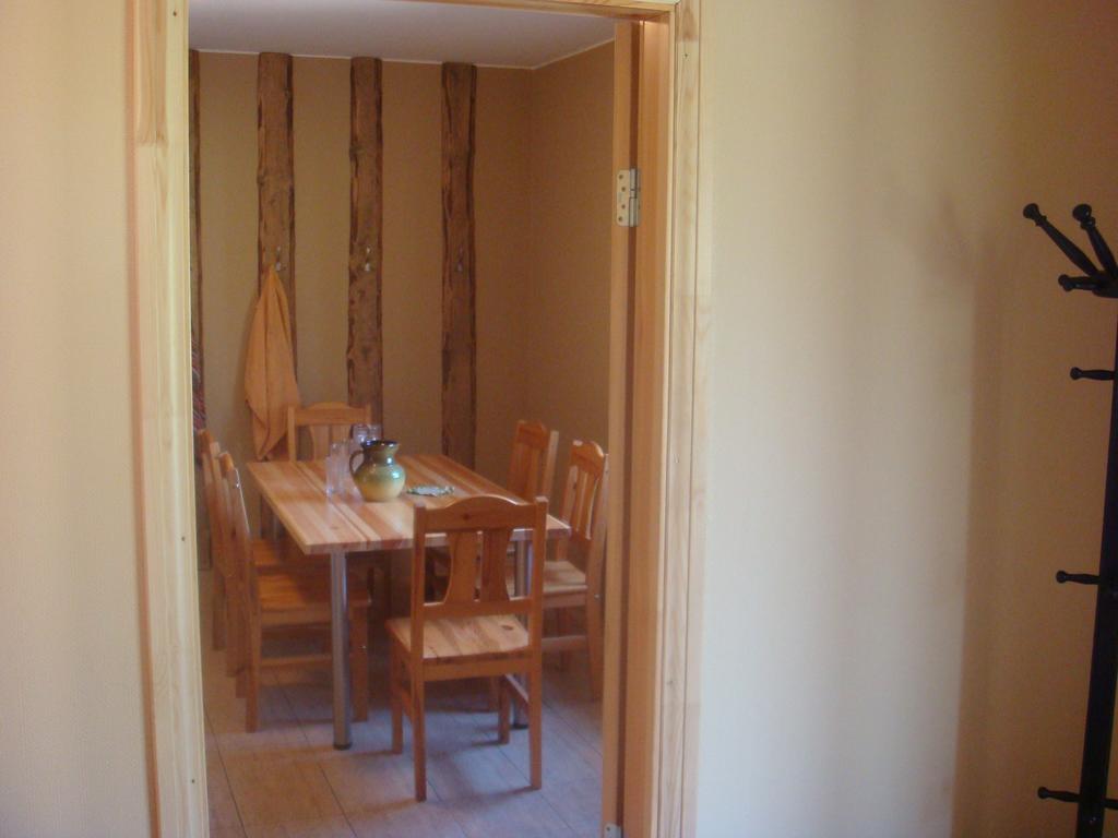 Viesumaja Kuncisi Murjanos Murjani Zimmer foto